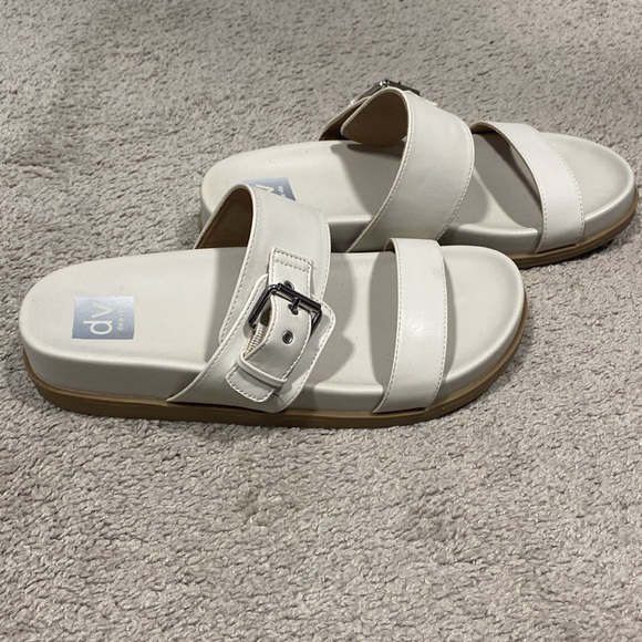 Dolce Vita Sandals - Picture 2 of 9